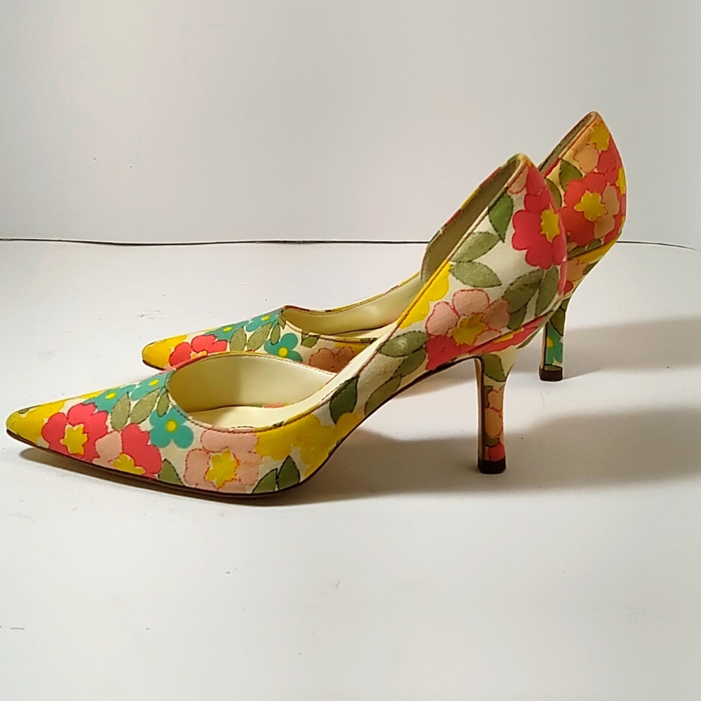 AK ANNE Klein-Size: 7M - floral shoes - Picture 2 of 9